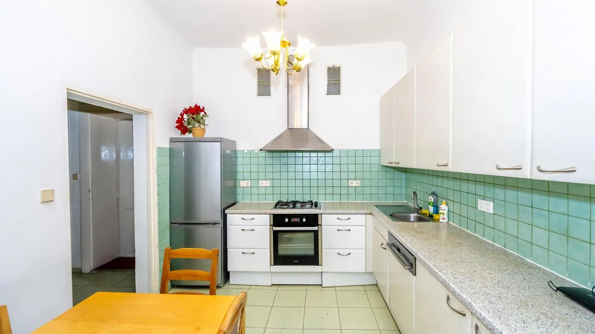 Aparthotel Cozy Room - 7 Minutes To Schoenbrunn Palace Vienna Austria